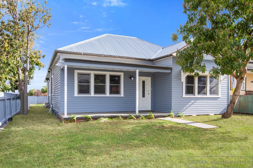 2 First Avenue RUTHERFORD 17