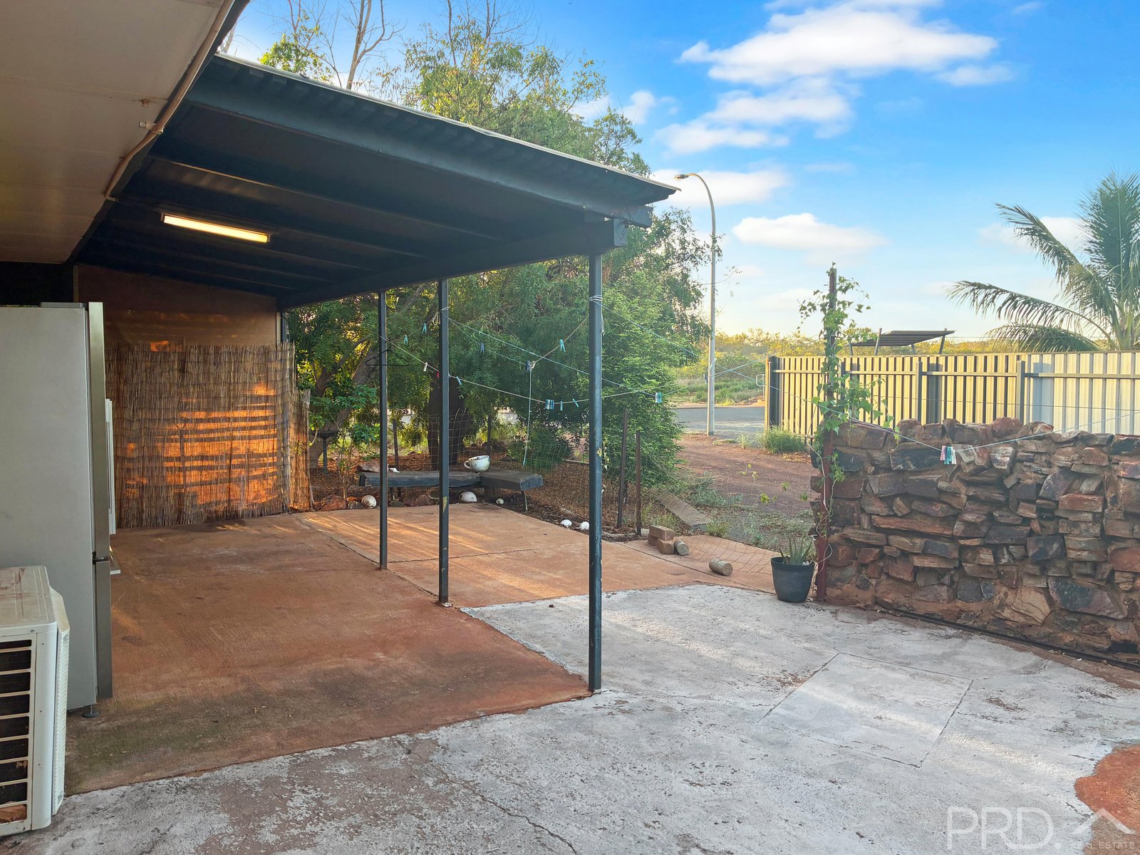 2 Fisher Street POINT SAMSON 9