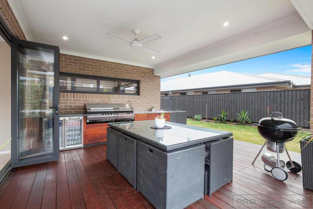 2 Flatwing St  CHISHOLM 9