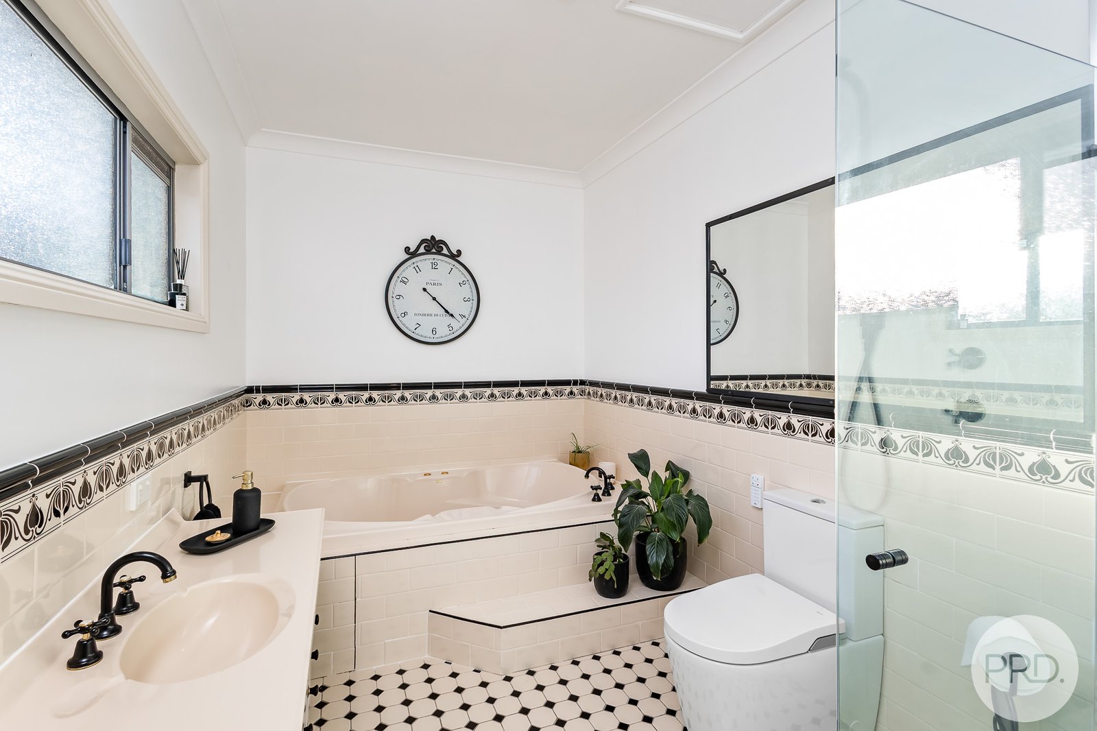 2 Fleet Street SALAMANDER BAY 26