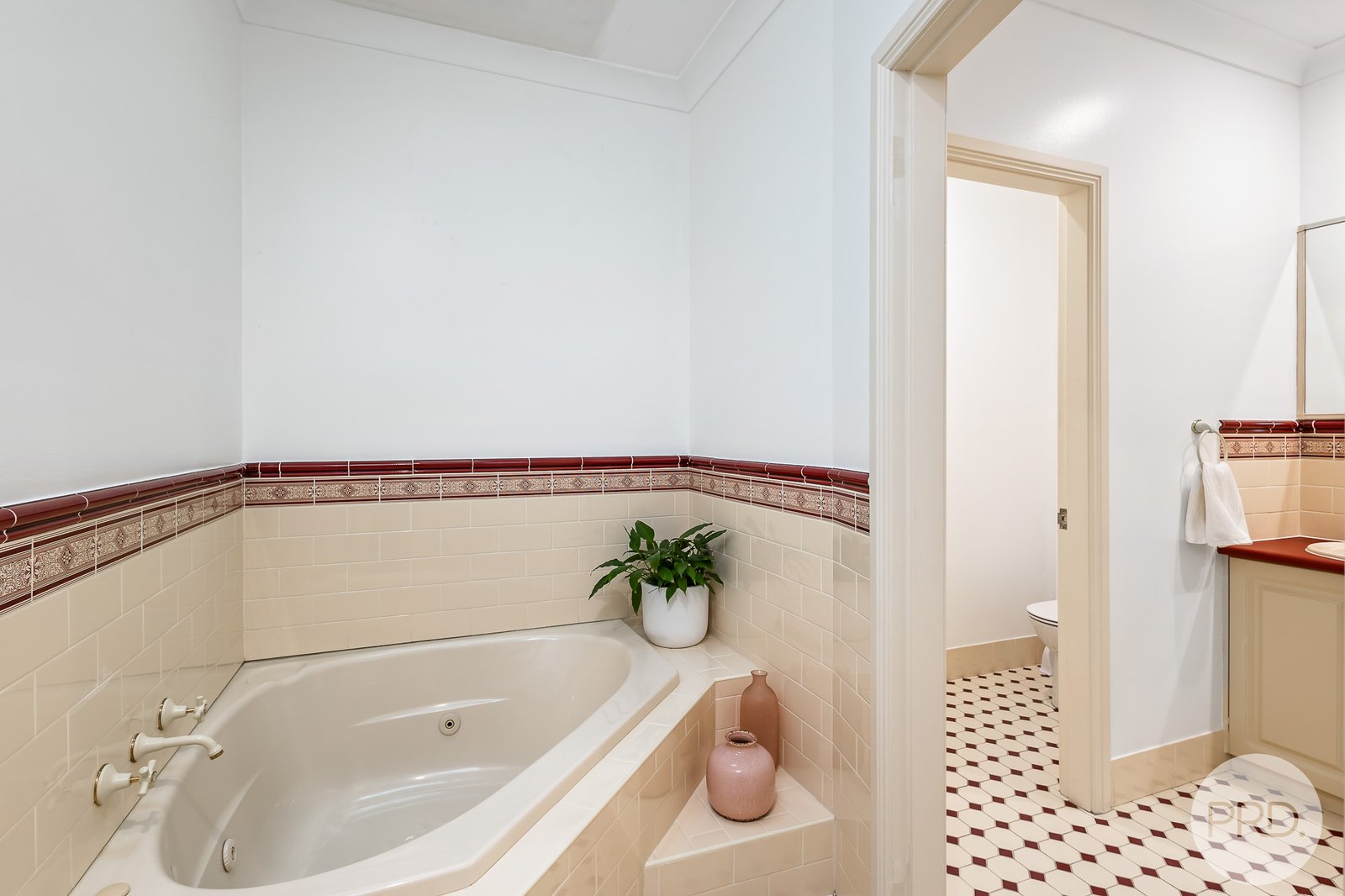 2 Fleet Street SALAMANDER BAY 28