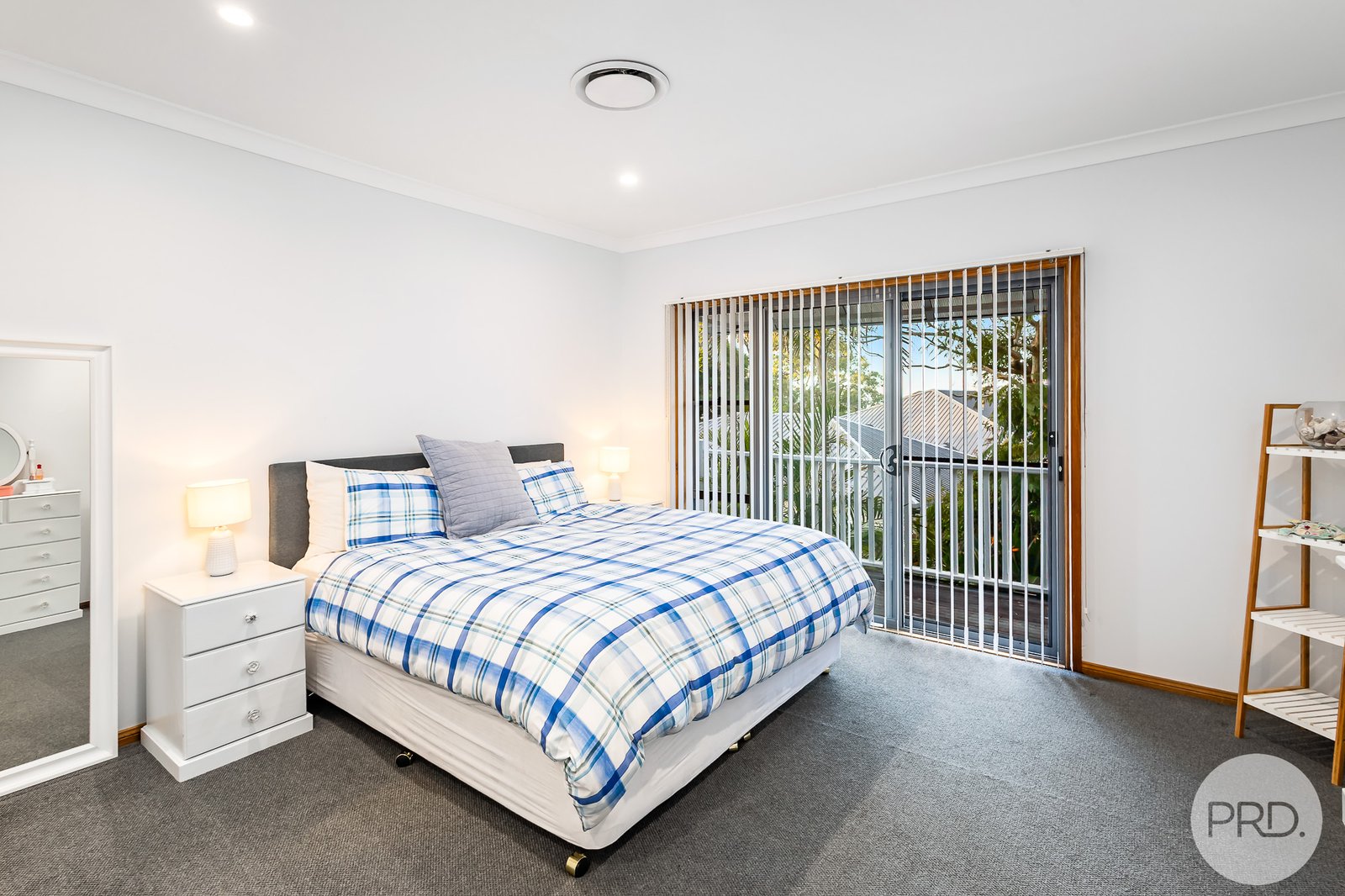2 Fleet Street SALAMANDER BAY 31