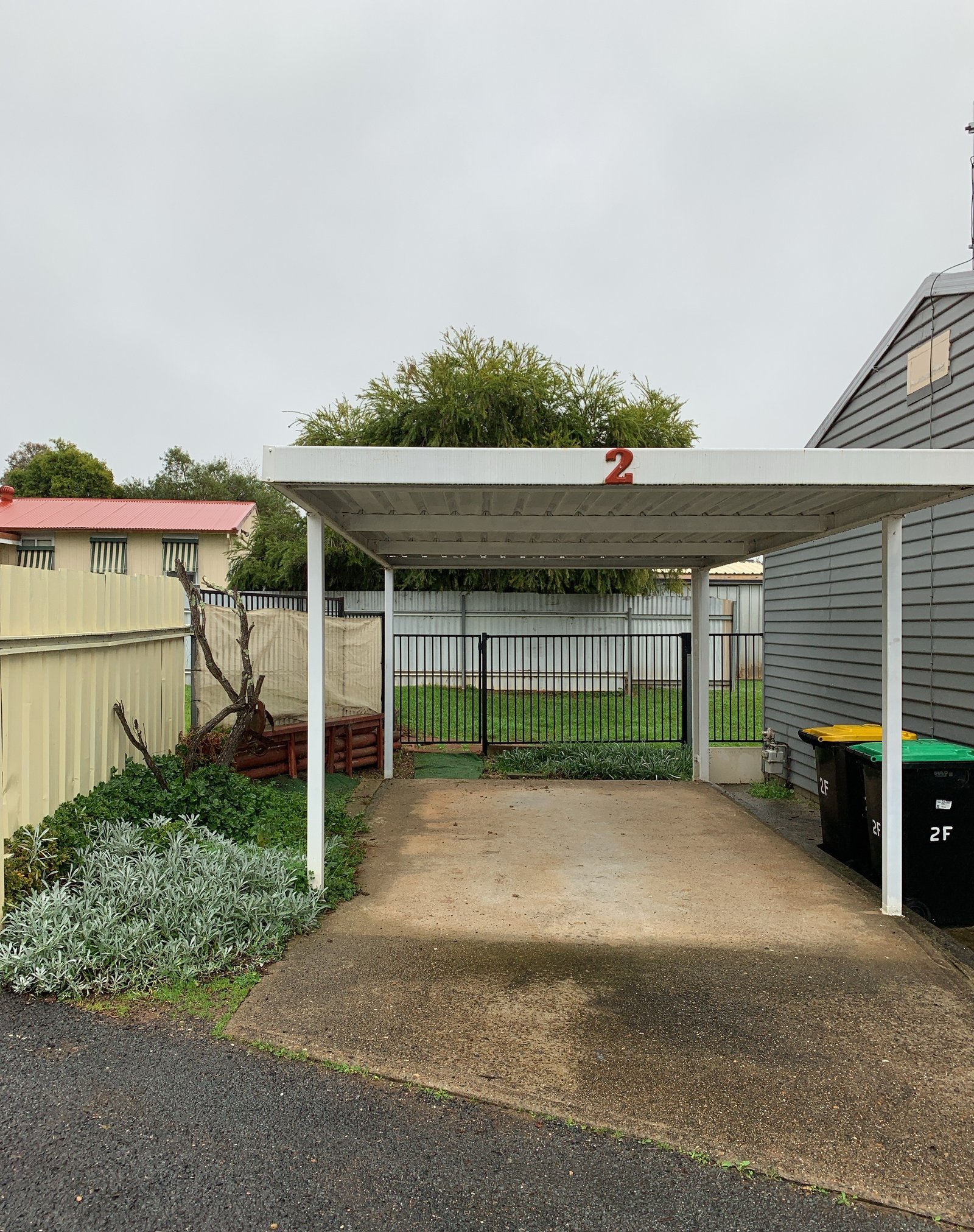 2 Flinders Court TUMUT 7