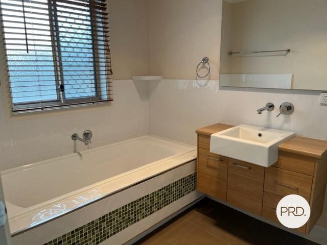 2 Flynn Place BUNGENDORE 4