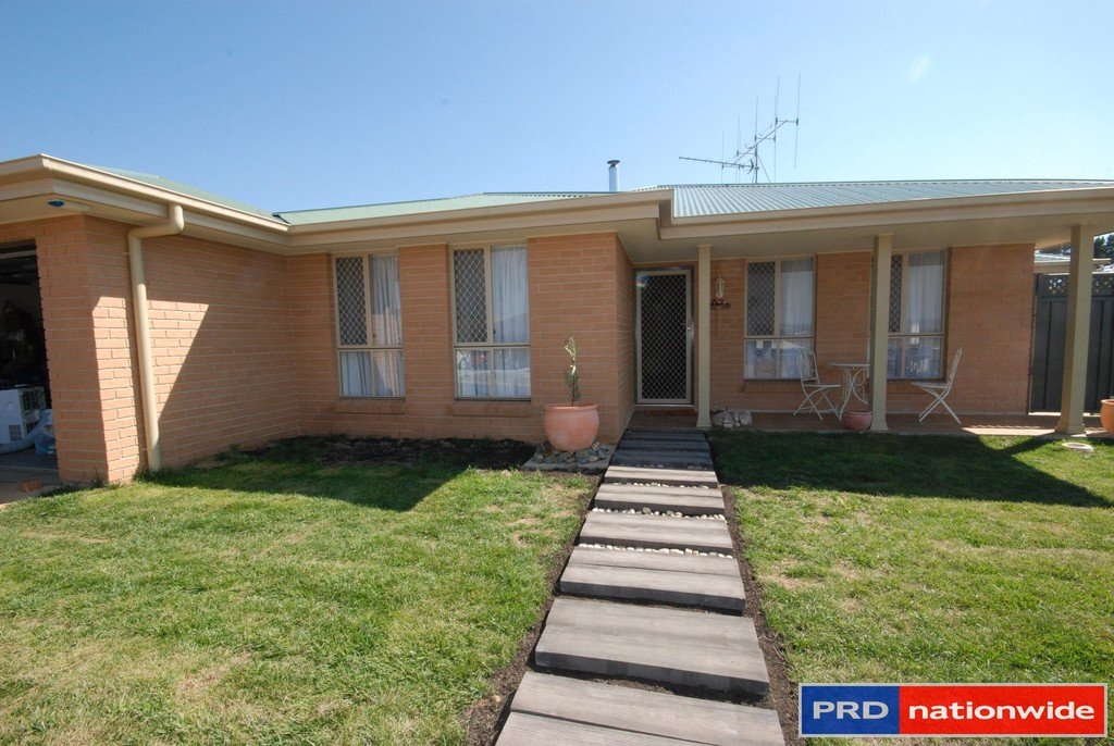 2 Flynn Place BUNGENDORE 3
