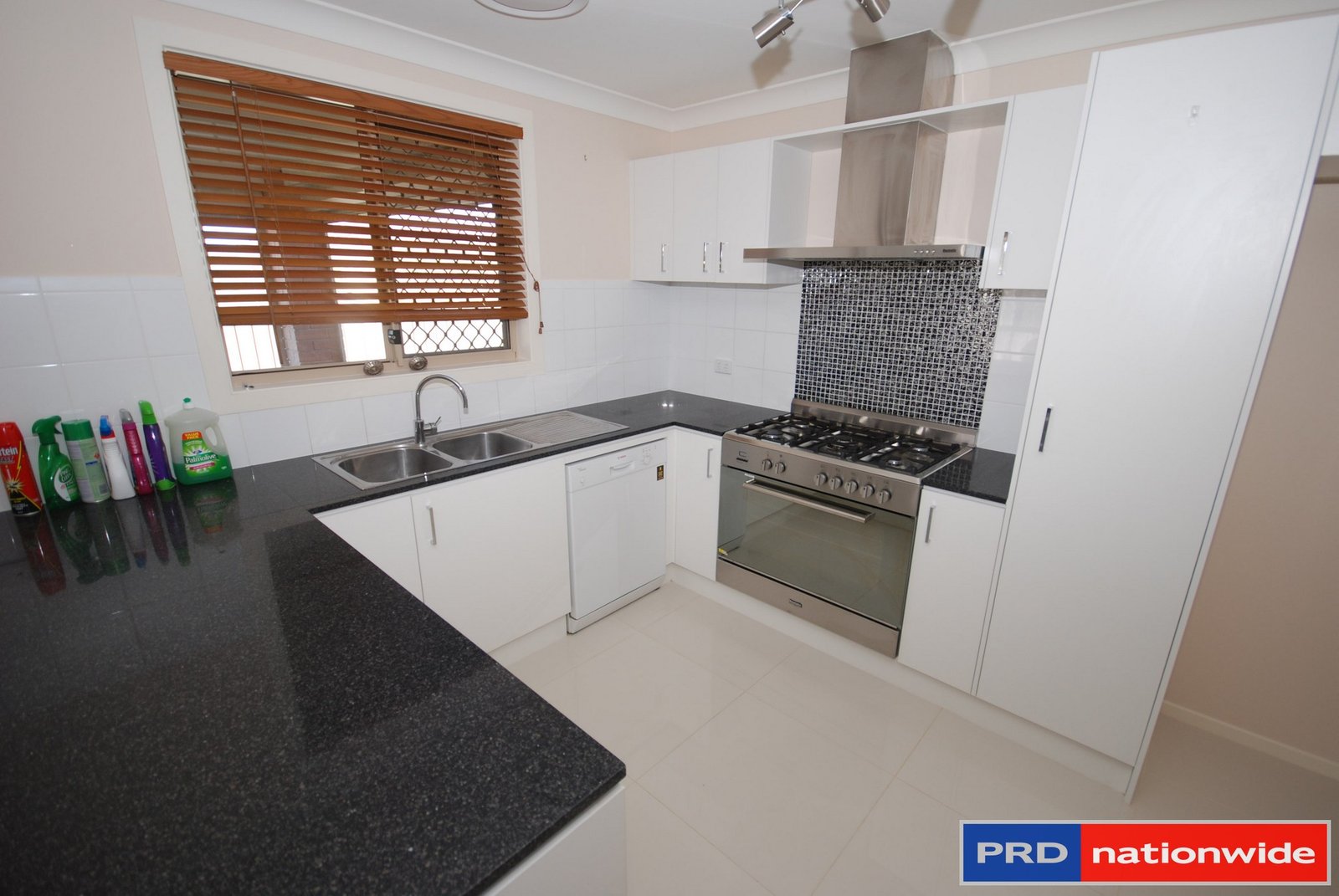 2 Flynn Place BUNGENDORE 9