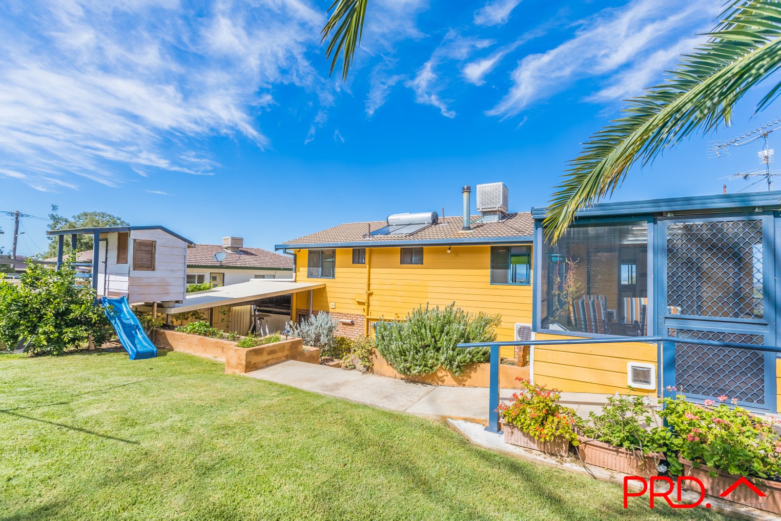 2 Ford Street TAMWORTH 19