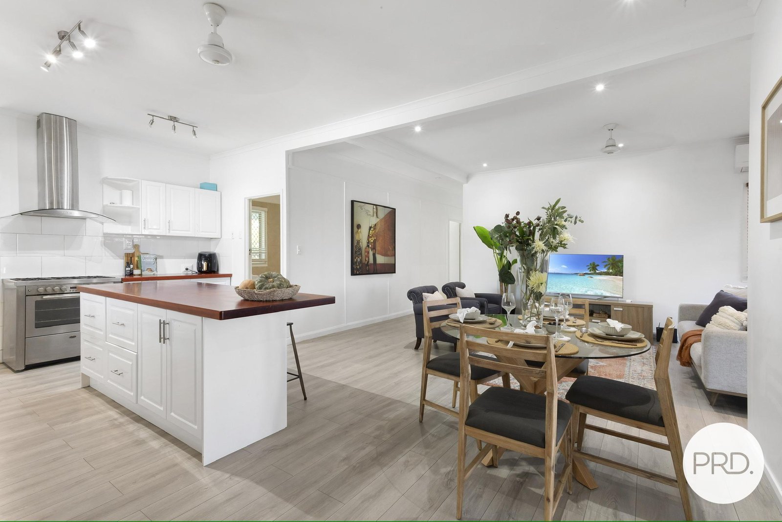 2 Forgan Street NORTH MACKAY 3