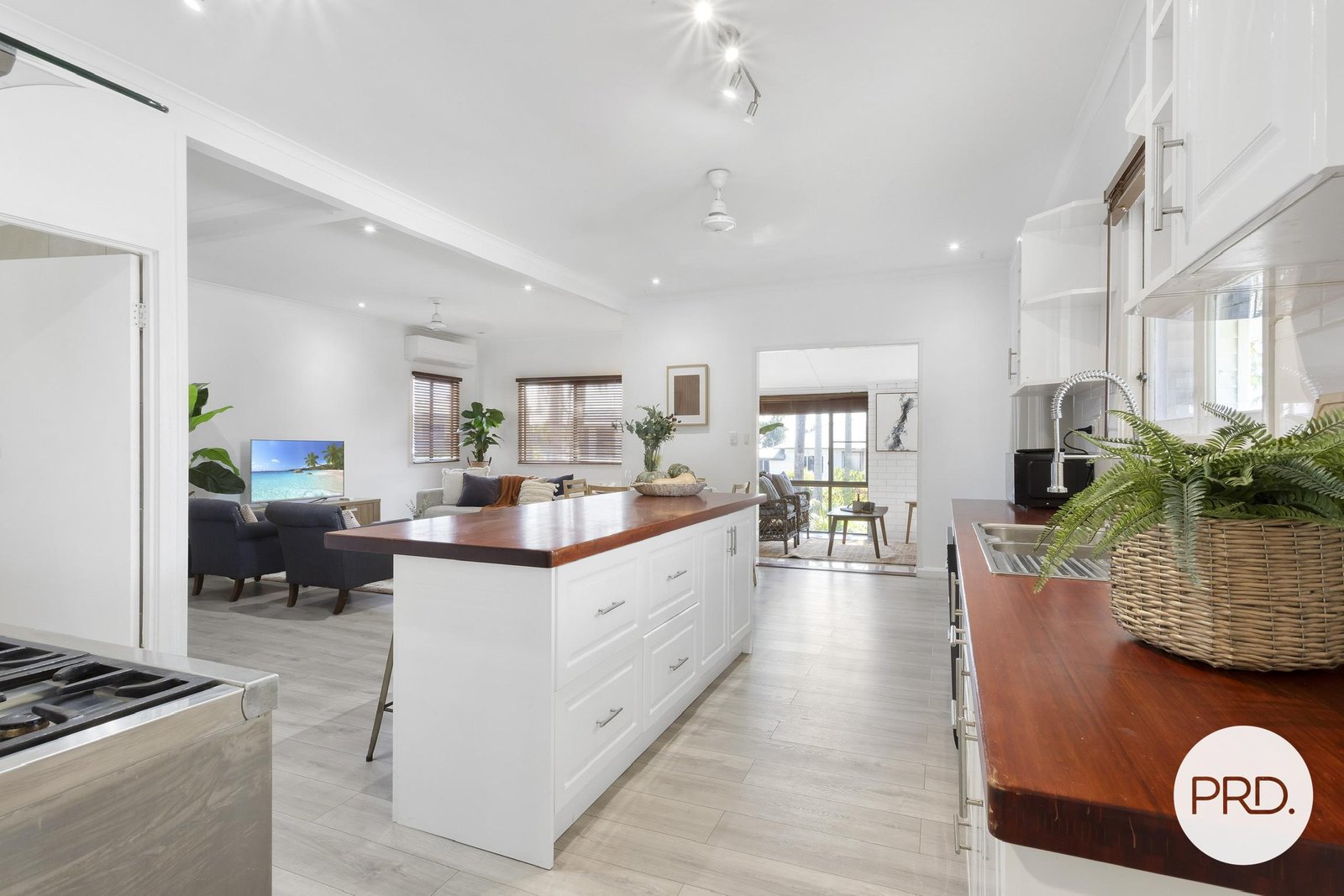 2 Forgan Street NORTH MACKAY 5