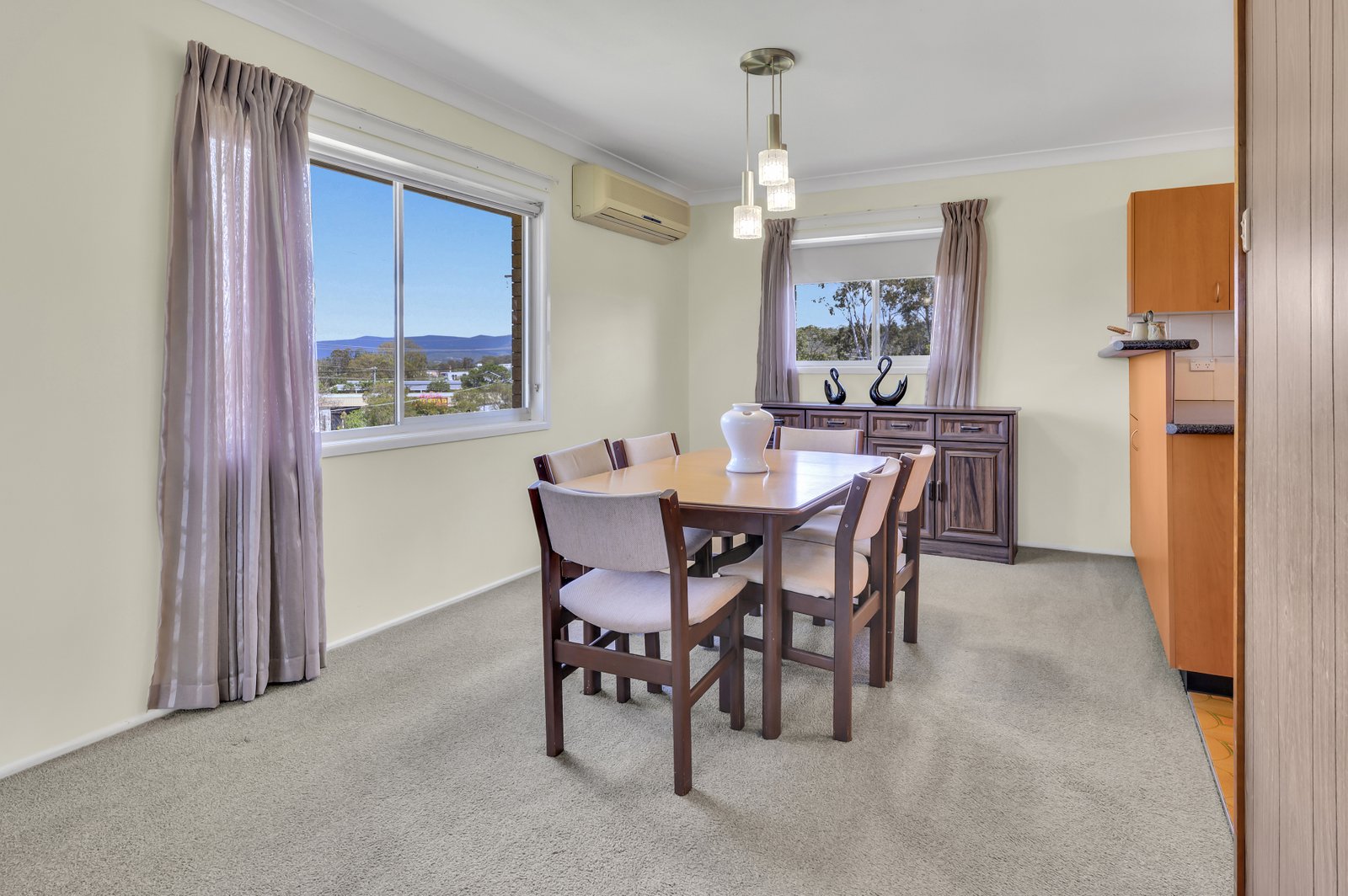 2 Forrest Avenue MOLENDINAR 8