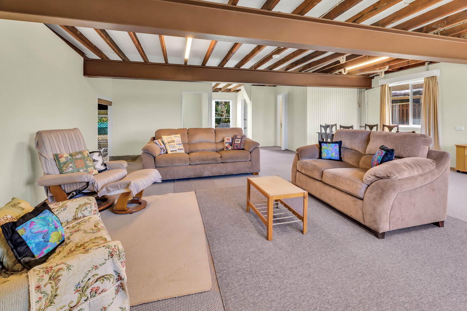 2 Forrest Avenue MOLENDINAR 18