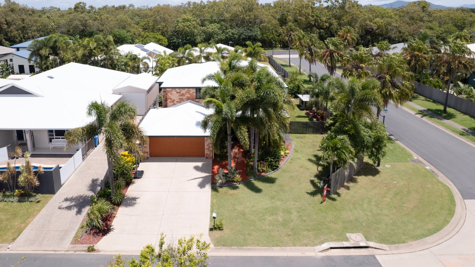 2 Friarbird Avenue BLACKS BEACH 2