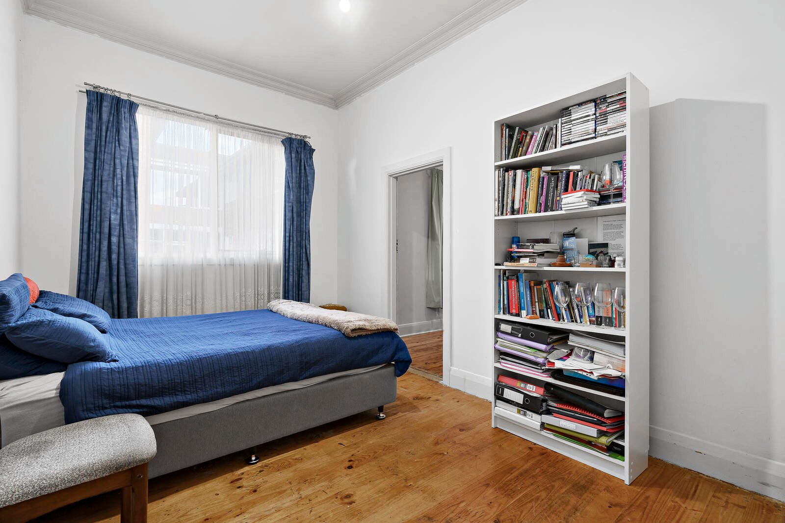 Real Estate and Property in 2 Frogmore Road, Carnegie, VIC