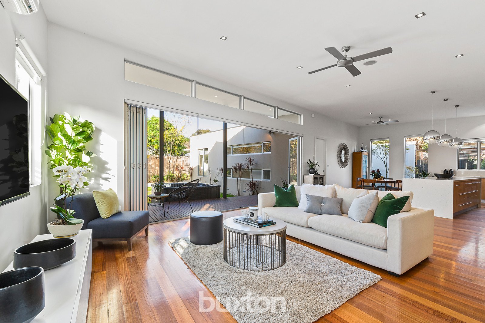 Gallery: 2 Garnet Leary Avenue