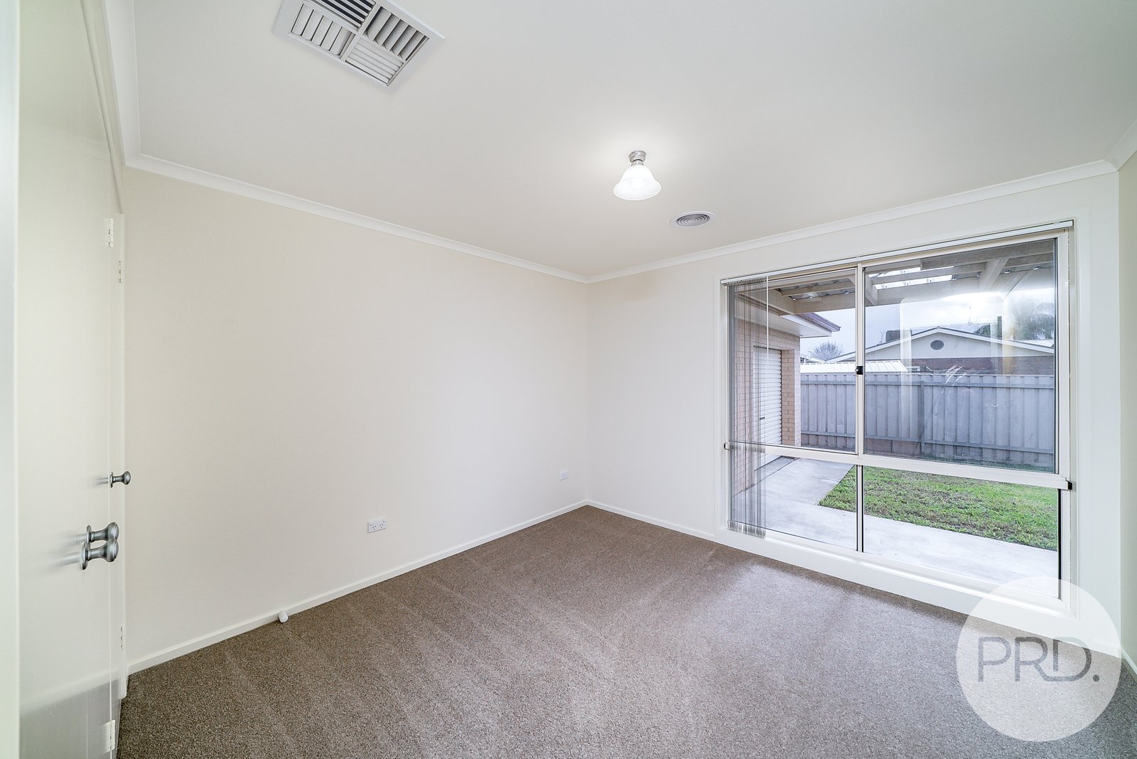 2 Garru Place WAGGA WAGGA 6