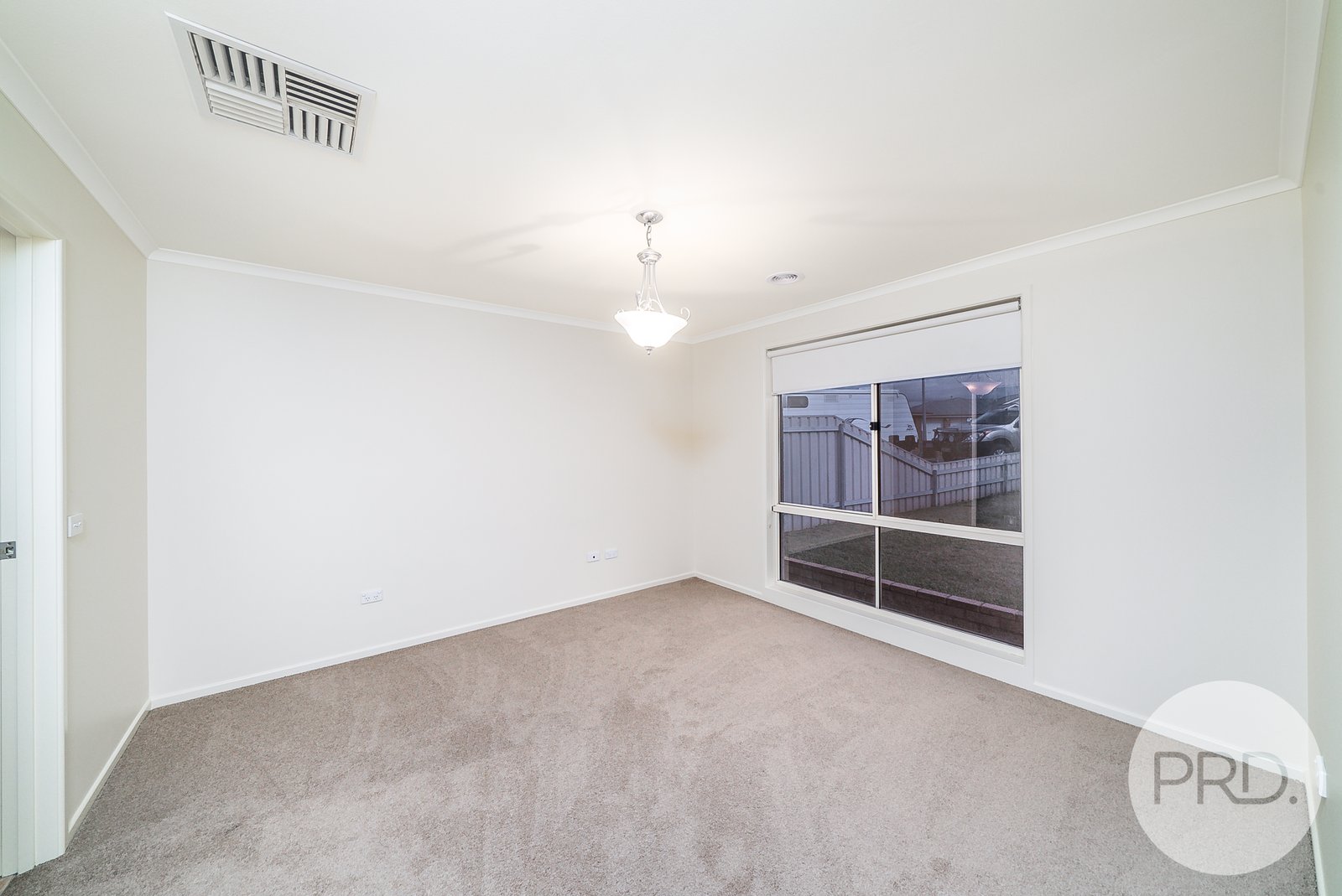 2 Garru Place WAGGA WAGGA 8