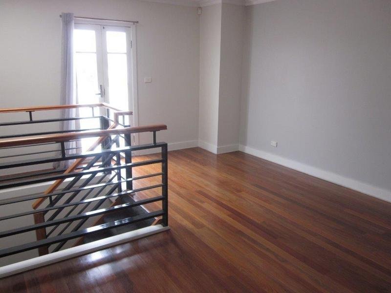 Gallery: 2 Gatehouse Lane
