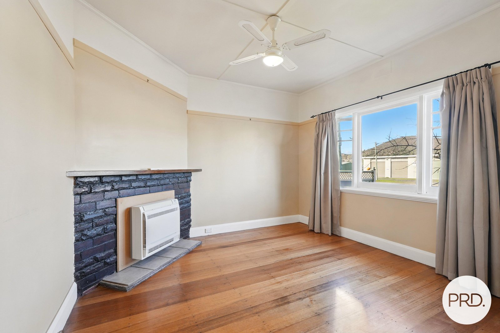 2 George Street NEW NORFOLK 3