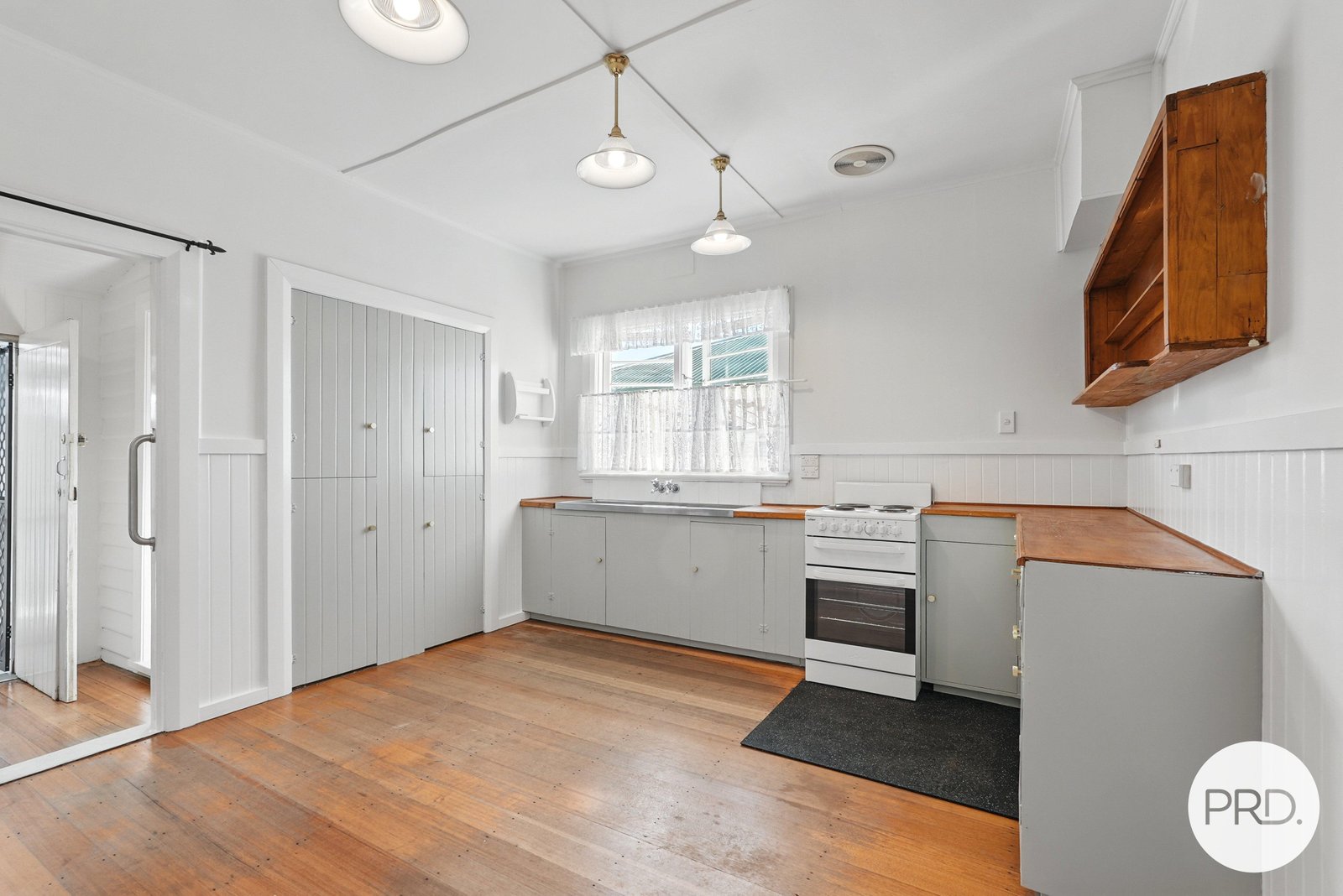 2 George Street NEW NORFOLK 4