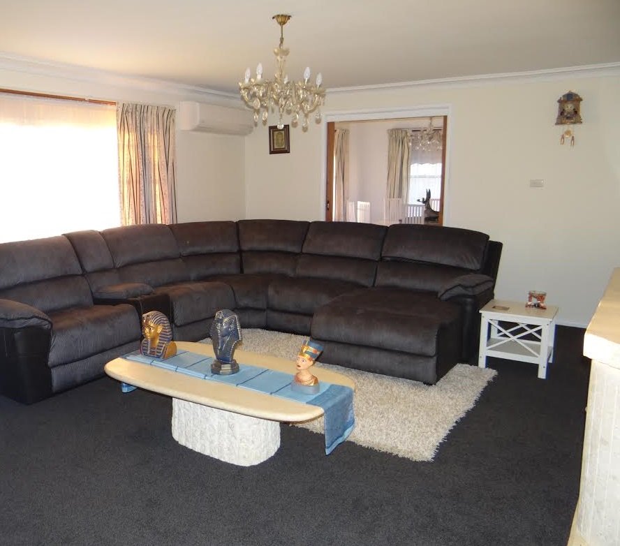 2 Gilbert Street TUMBARUMBA 2