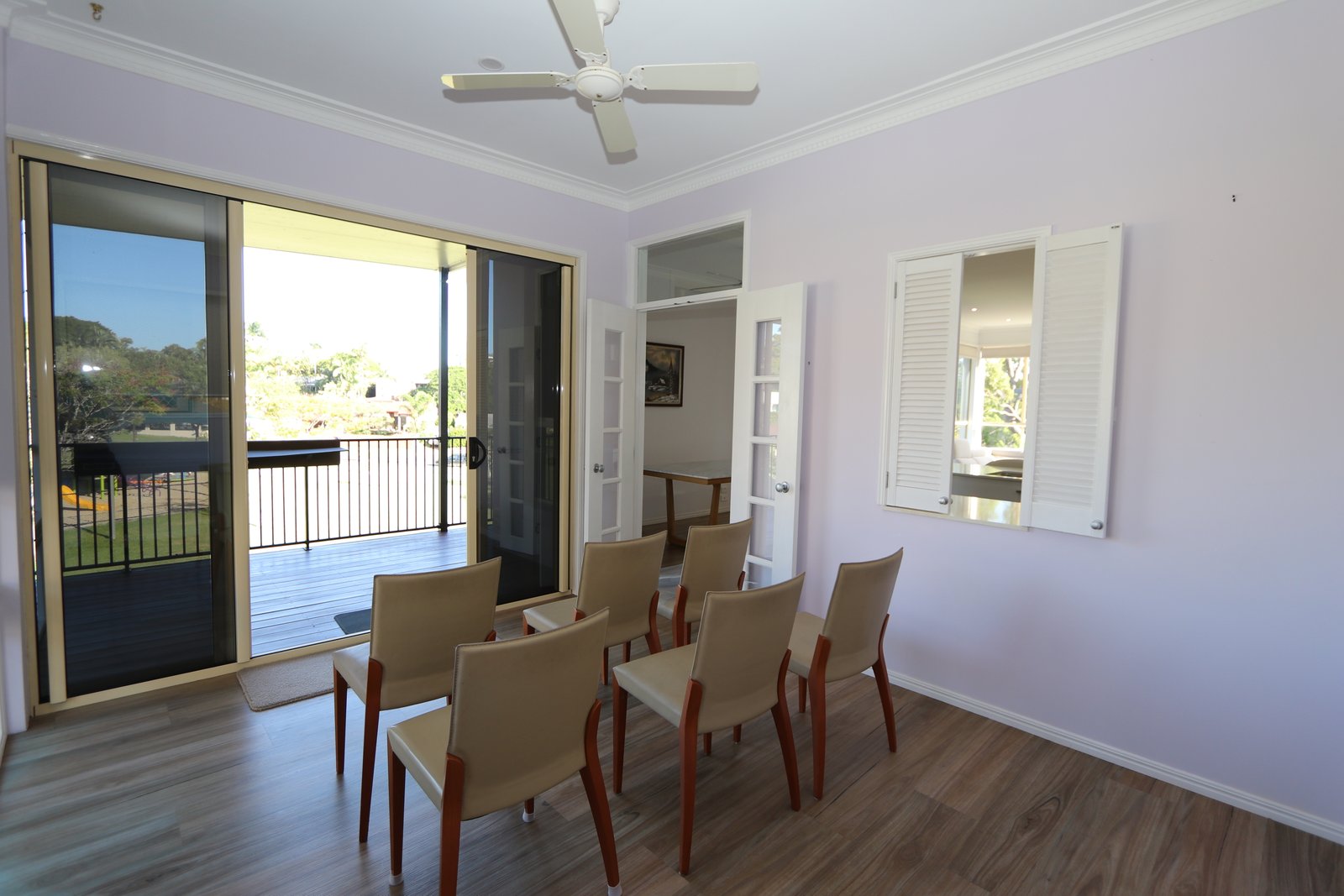 2 Girraween Grove ASHMORE 8