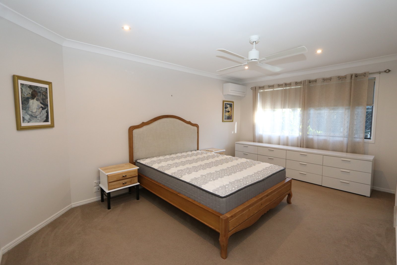 2 Girraween Grove ASHMORE 9