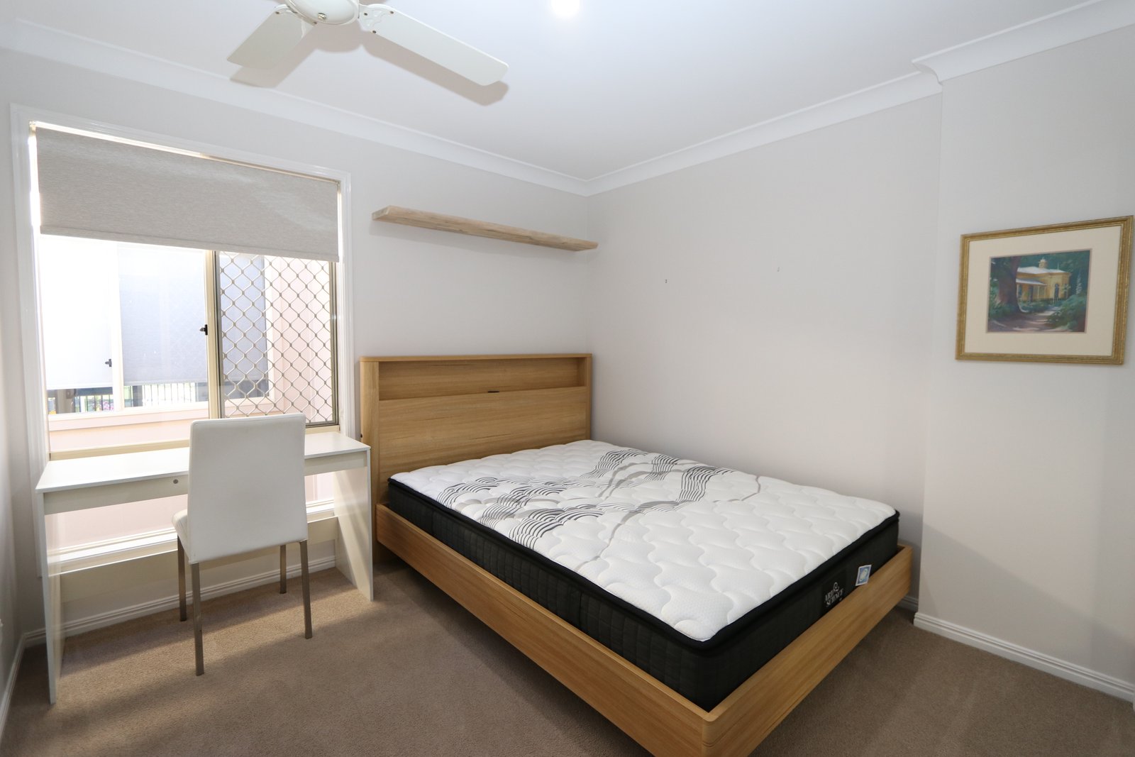 2 Girraween Grove ASHMORE 12