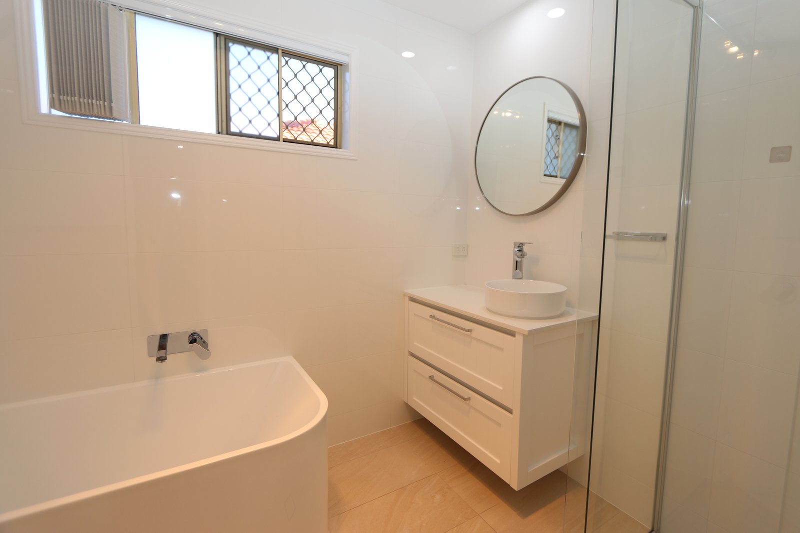2 Girraween Grove ASHMORE 14