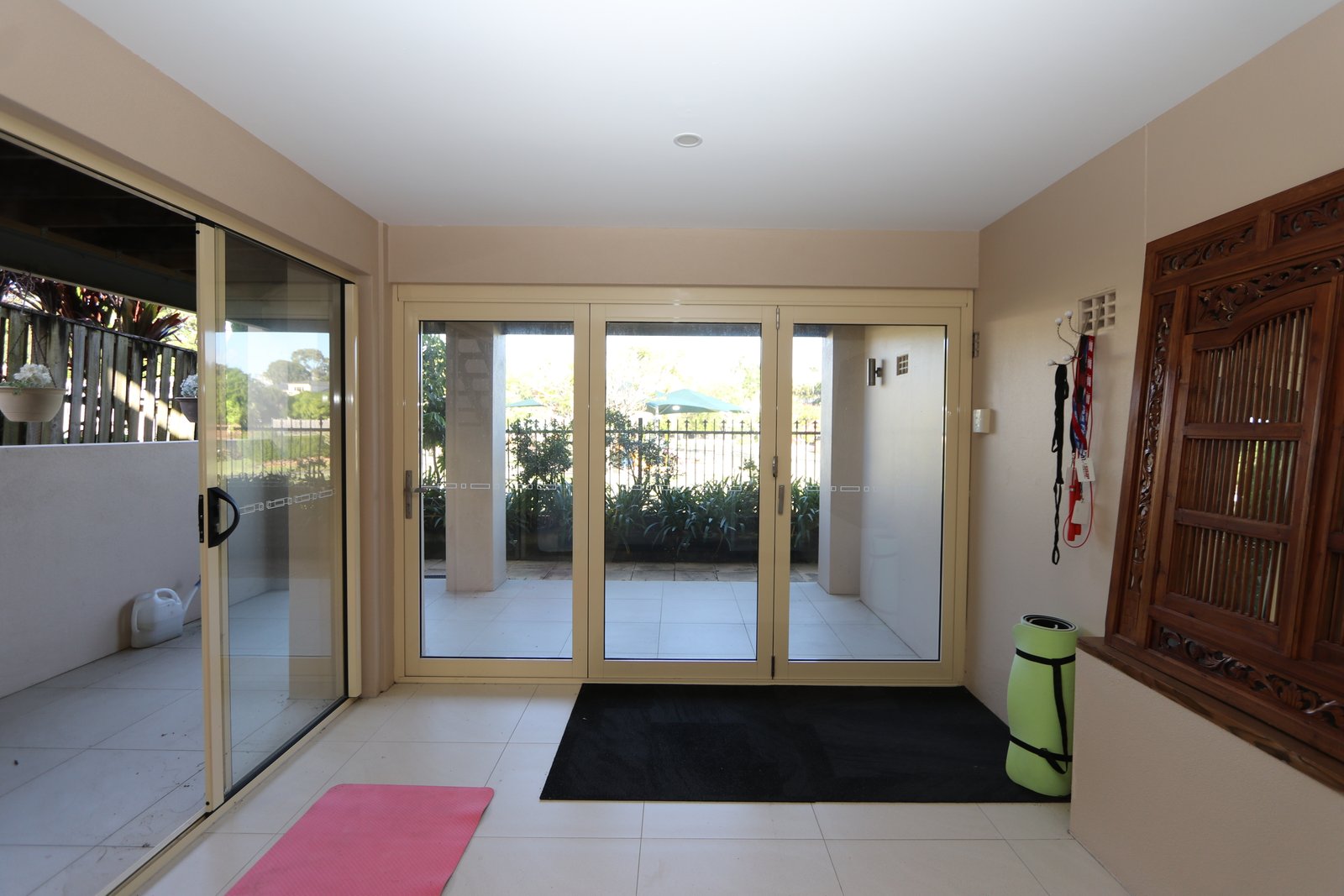 2 Girraween Grove ASHMORE 18