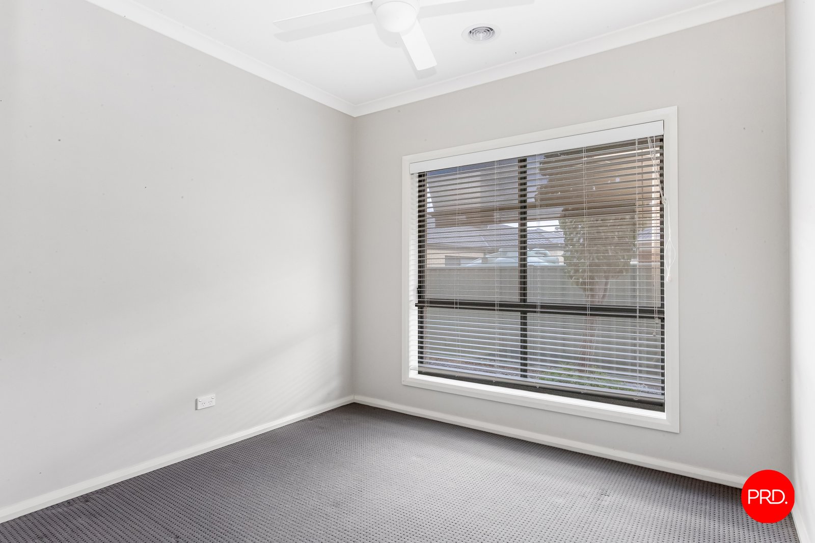 2 Gladeville Dr  EAGLEHAWK 9