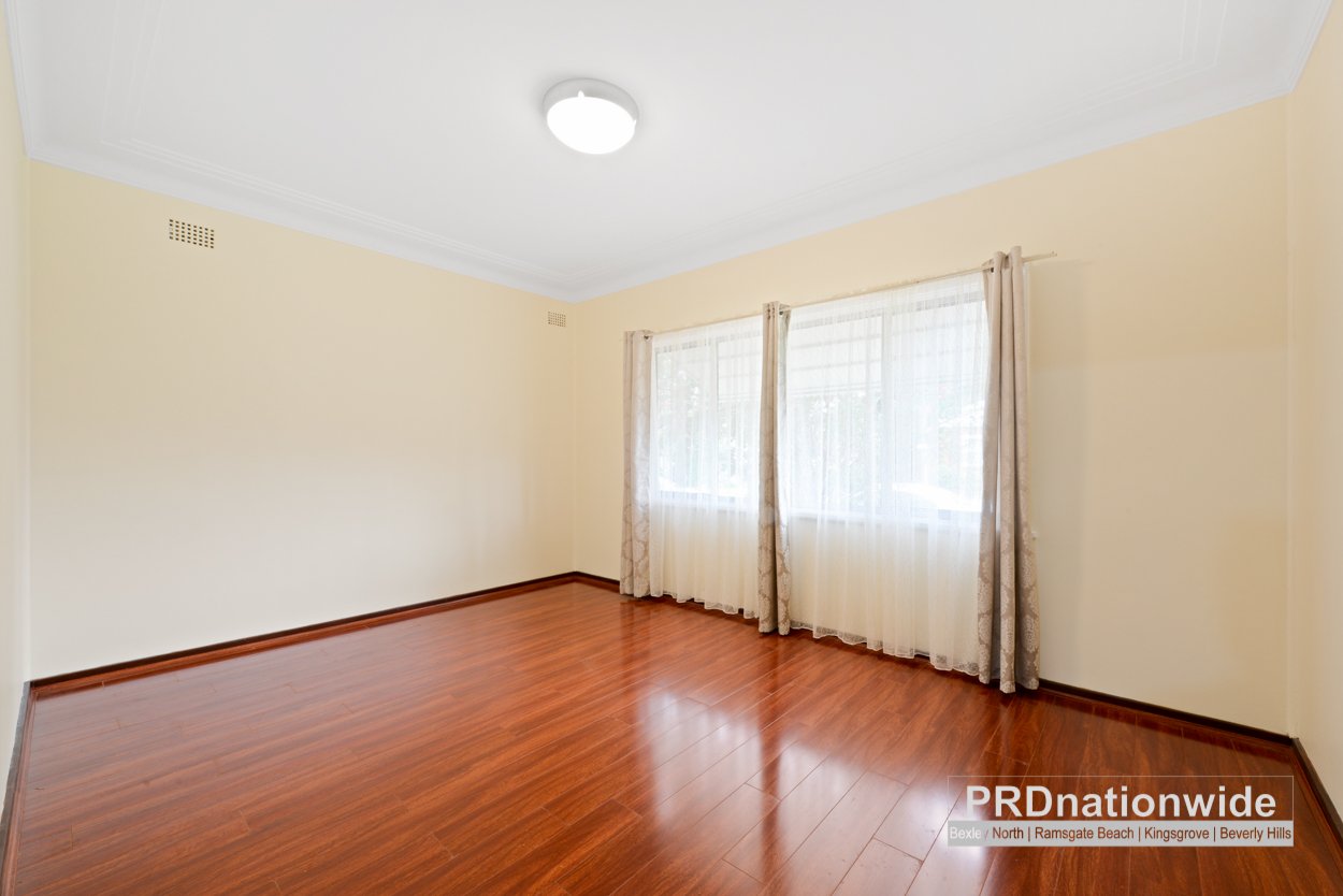 2 GLENELLA Avenue BEVERLY HILLS 4