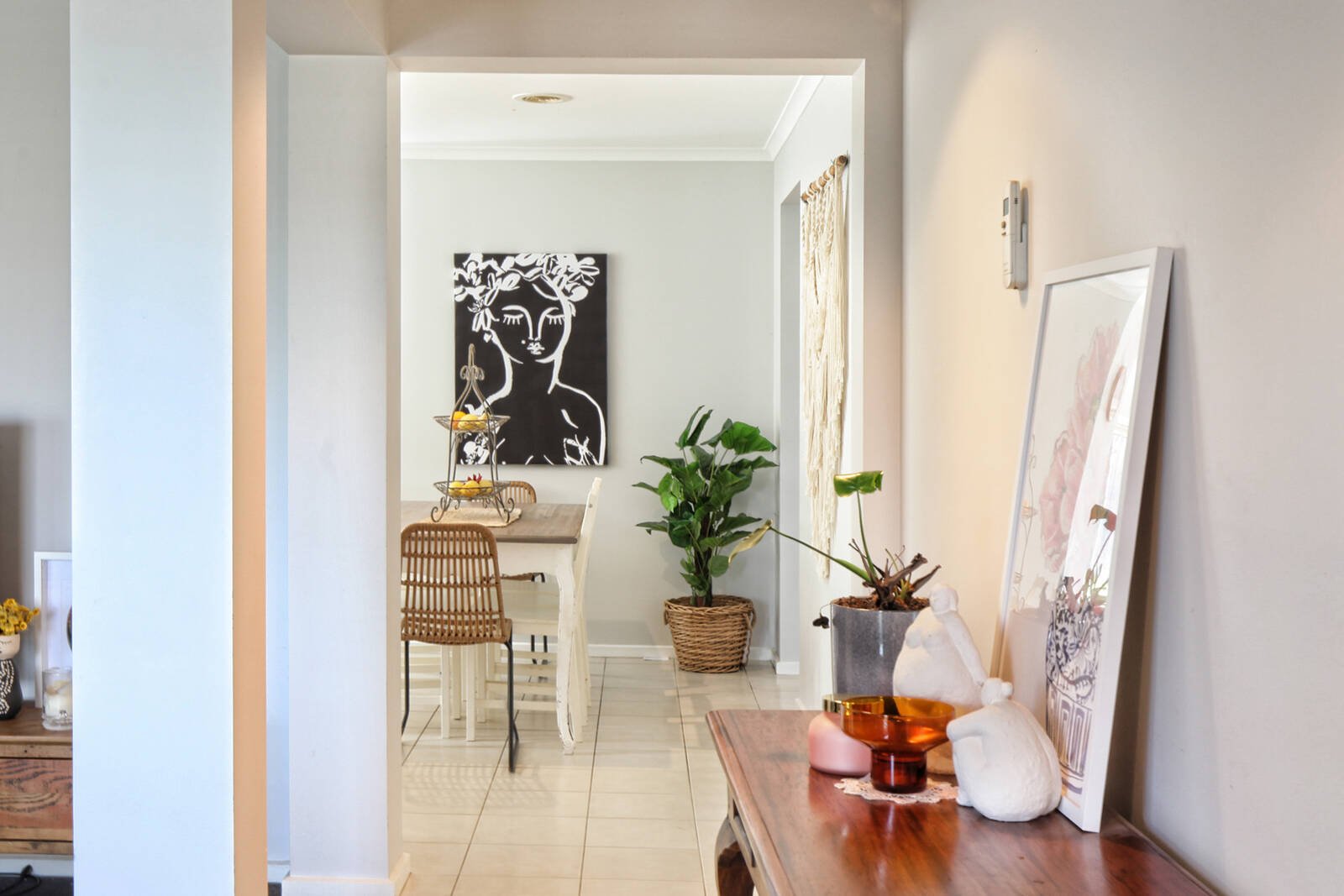 Real Estate and Property in 2 Glenice Court, Woodend, VIC