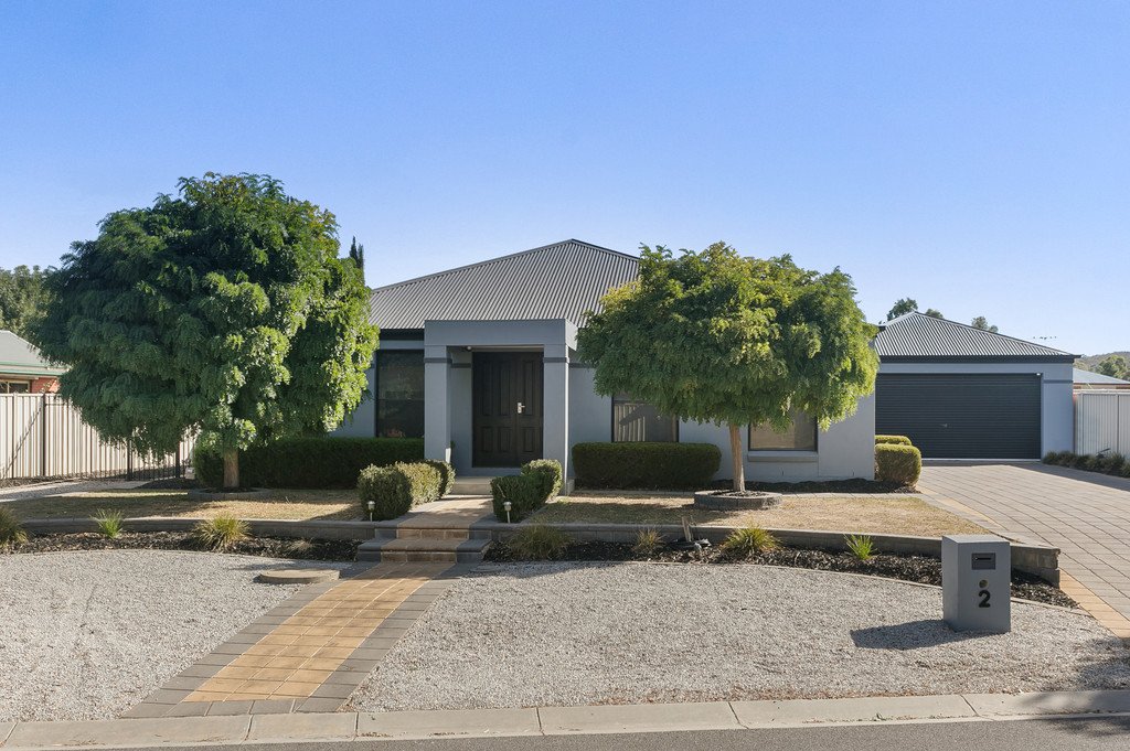 2 Glenshael Court STRATHFIELDSAYE 1