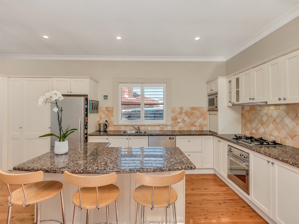 2 Glenugie Street MAROUBRA 2