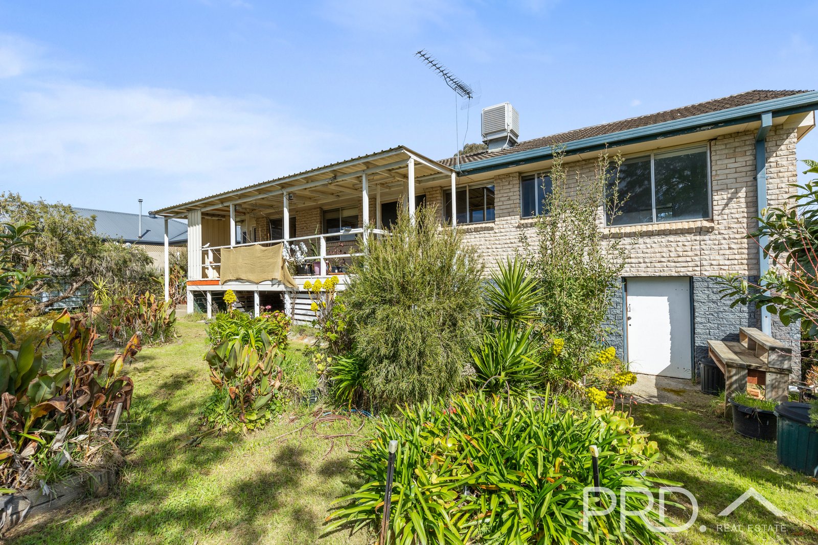 2 Godfrey Street TUMUT 12