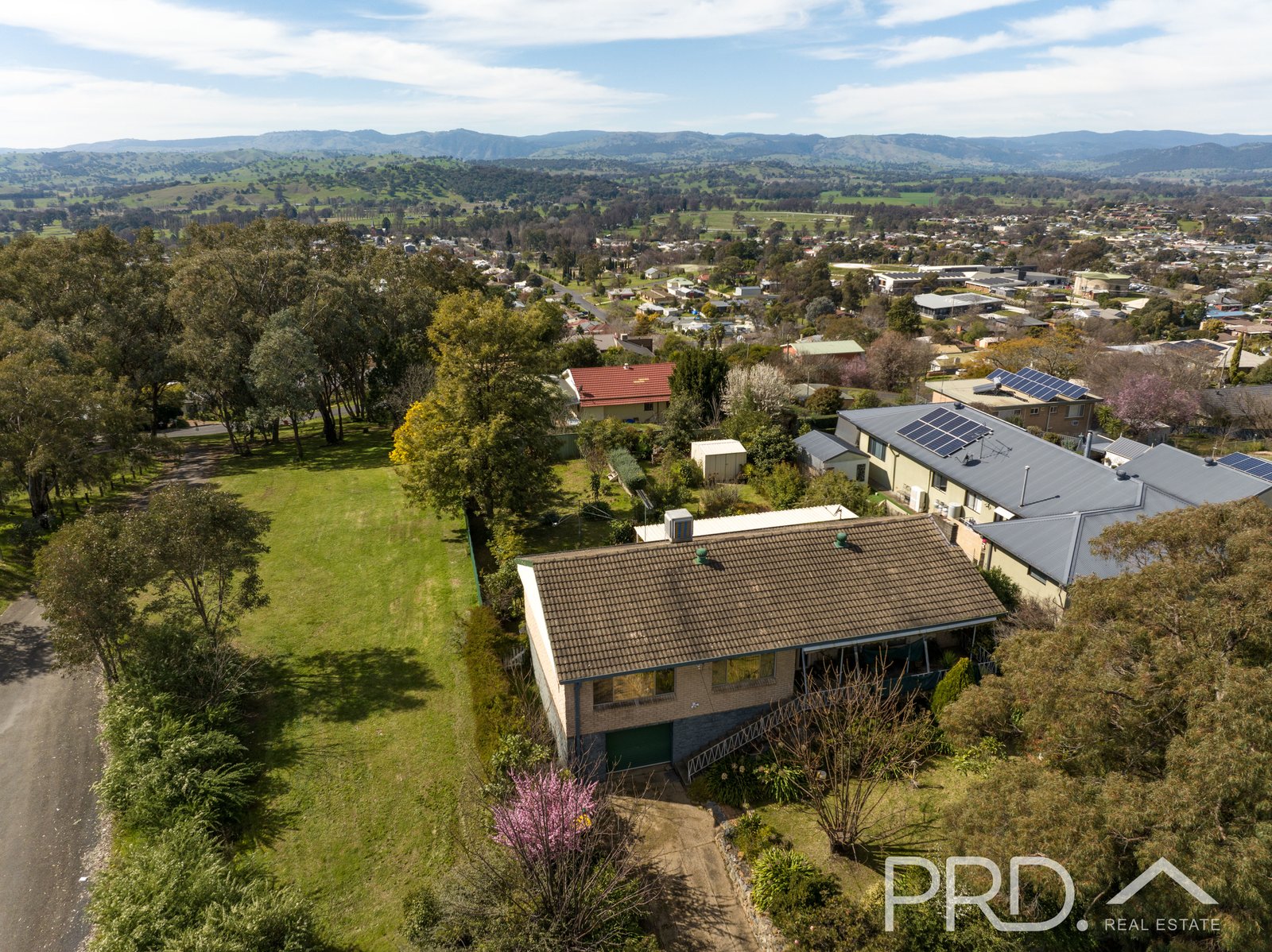 2 Godfrey Street TUMUT 18