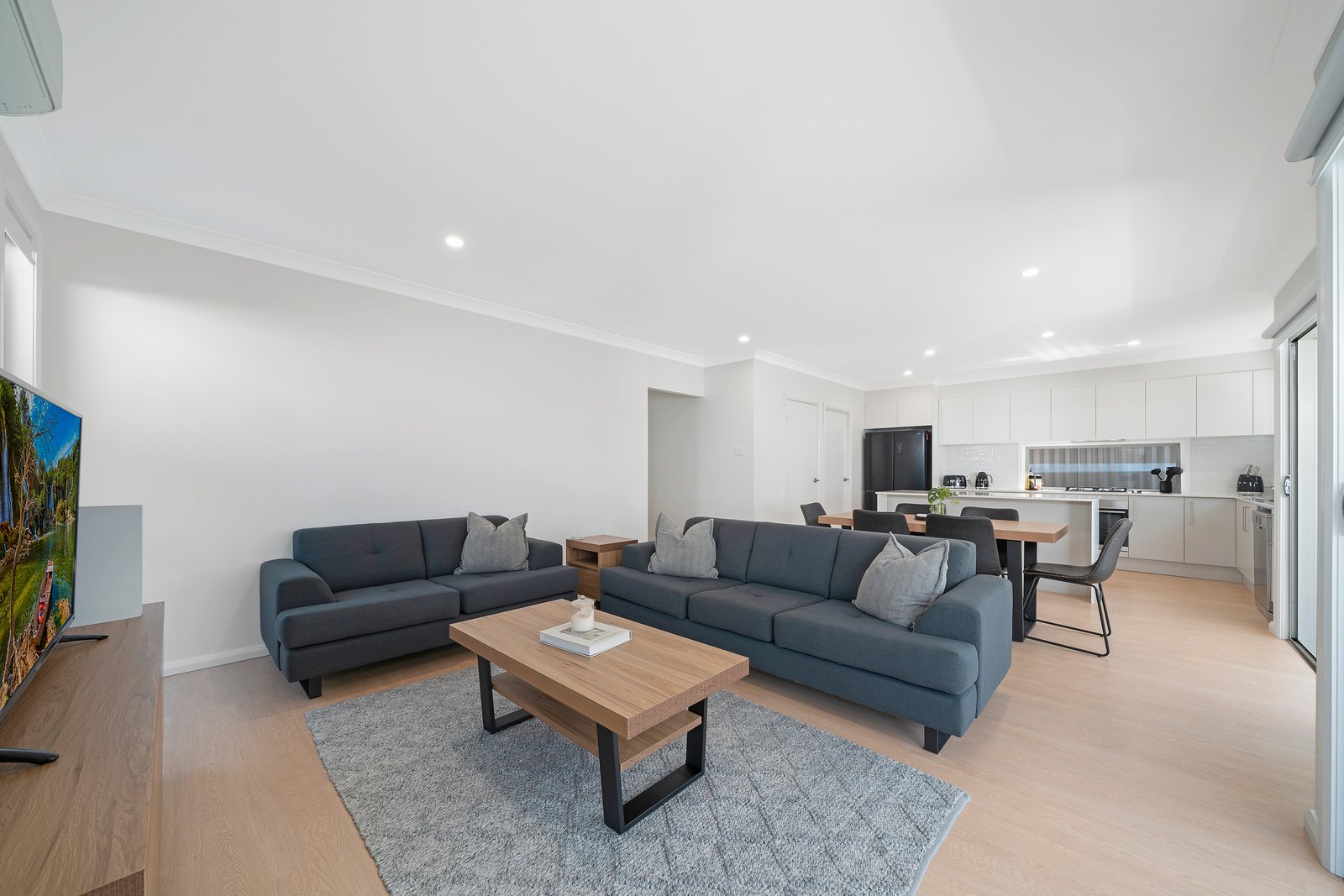 2 Golden Grove DUNBOGAN 11