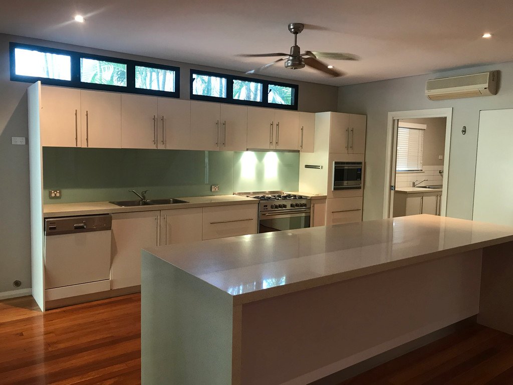 2 Goldie Court CABLE BEACH 7