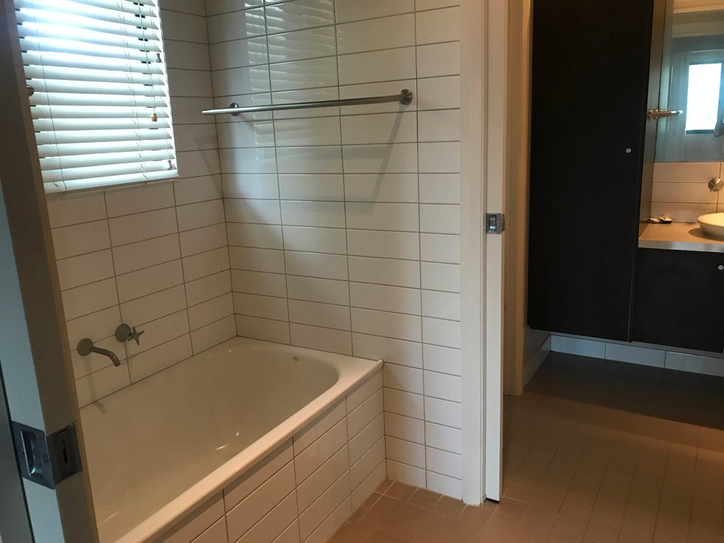 2 Goldie Court CABLE BEACH 16