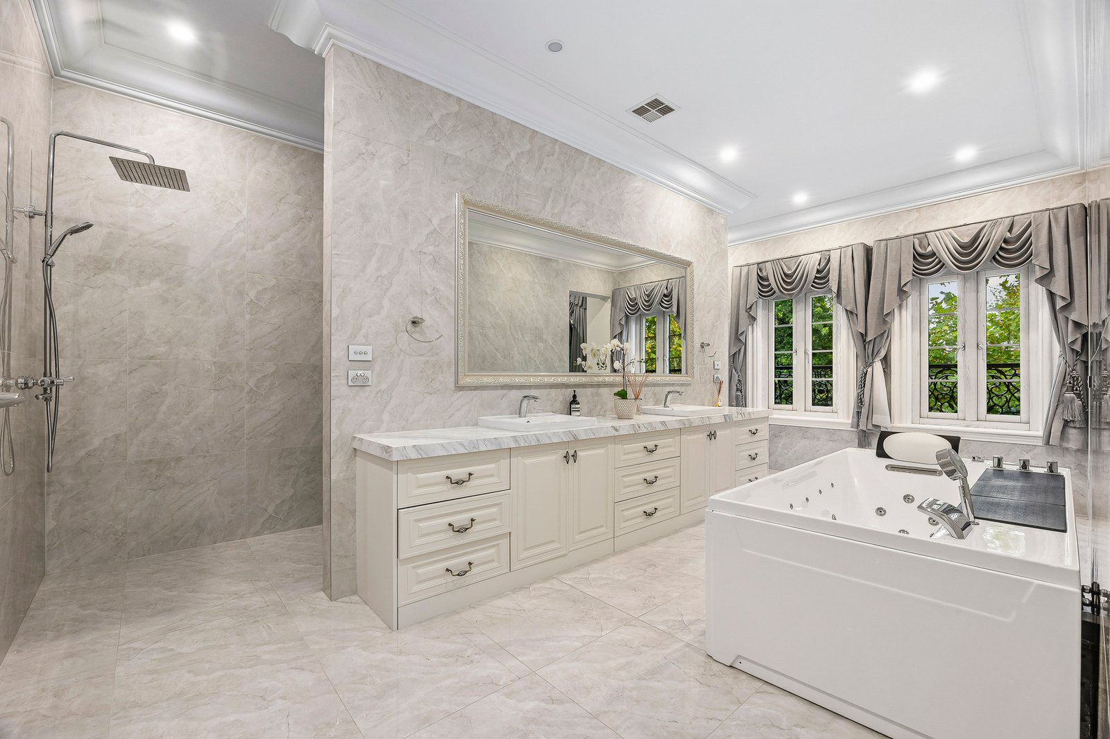 2 Gordon Street, Deepdene, 3103