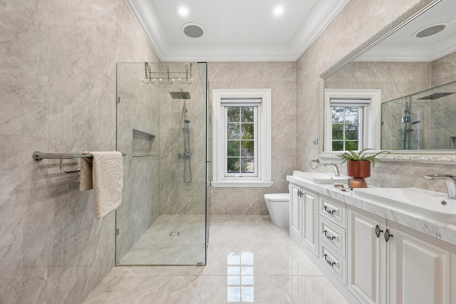 2 Gordon Street, Deepdene, 3103