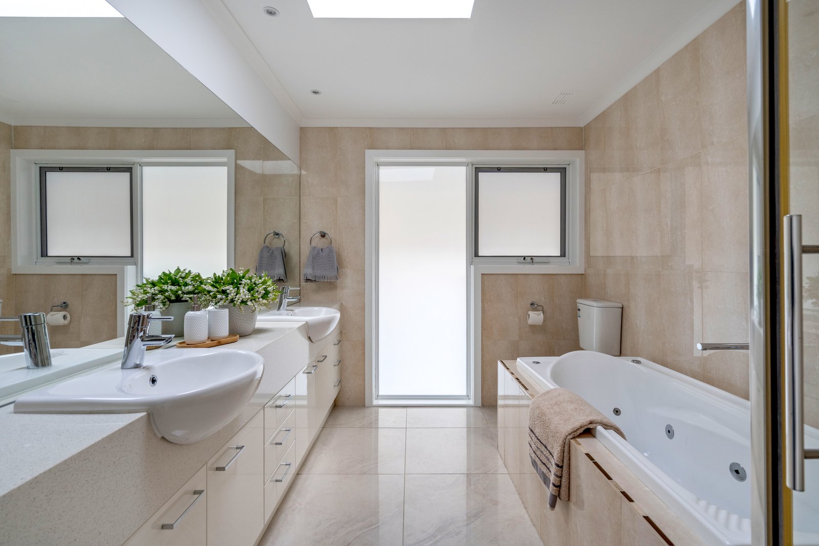 Real Estate and Property in 2 Grange Court, Gisborne, VIC