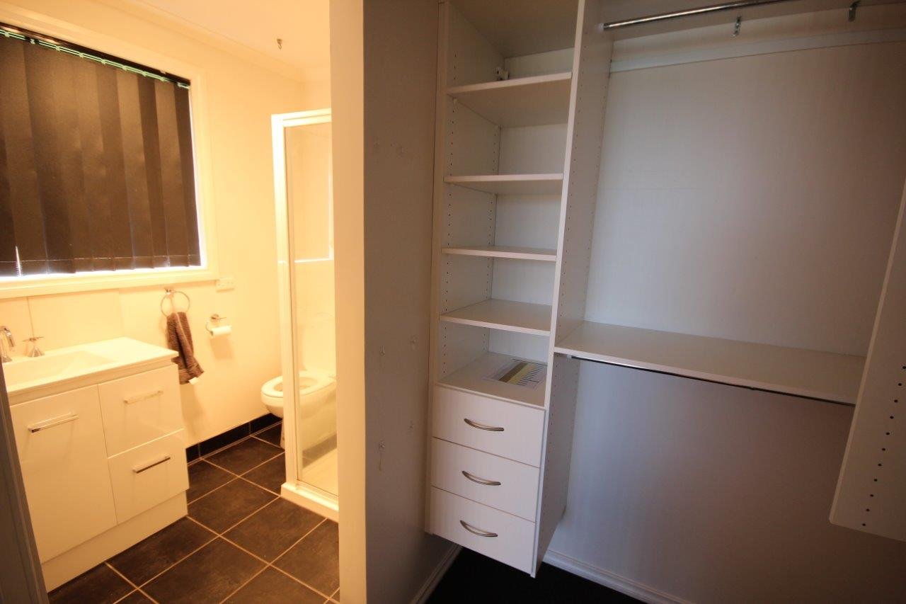 2 Grangefield Court CLARENDON VALE 5