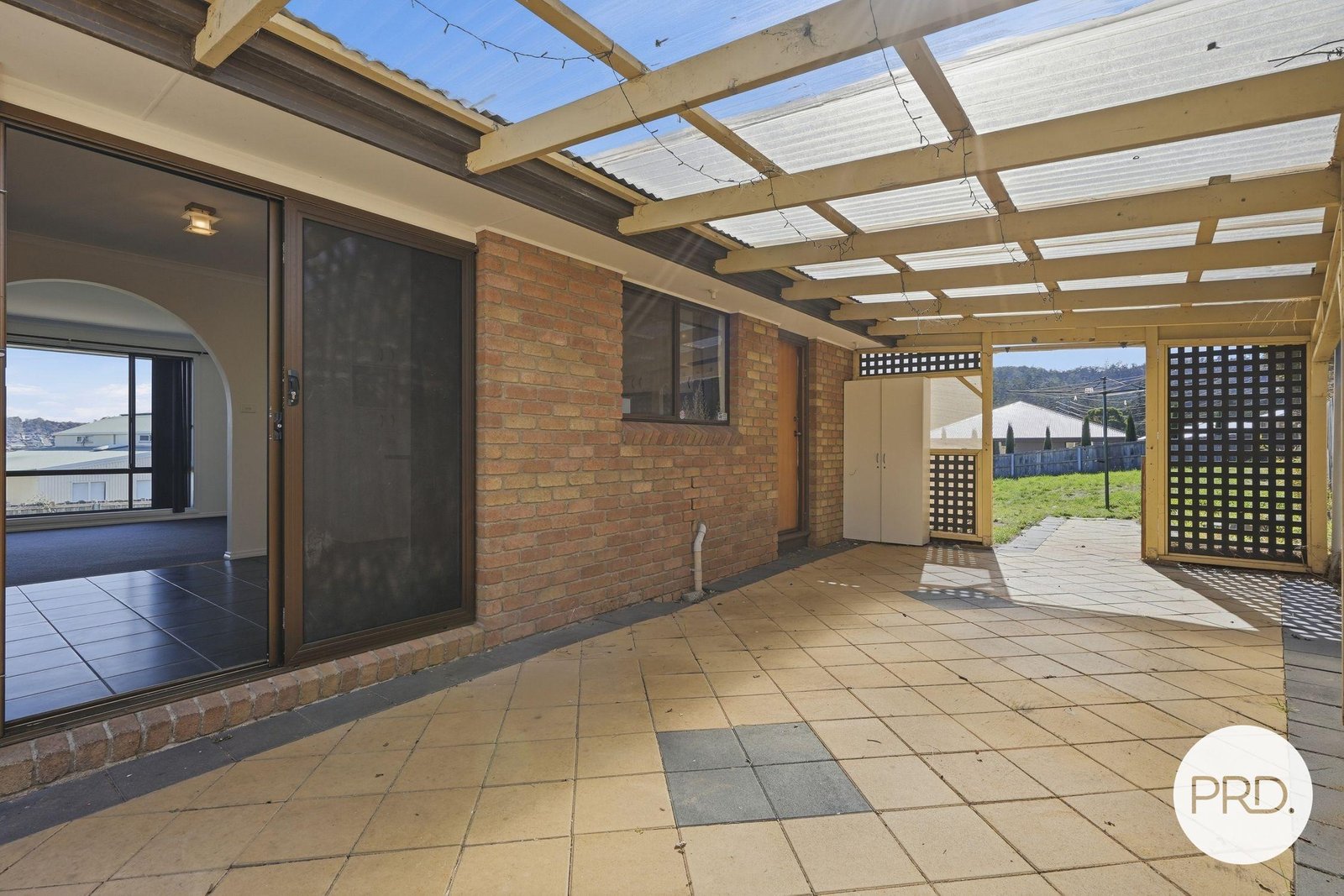 2 Grangefield Court CLARENDON VALE 11