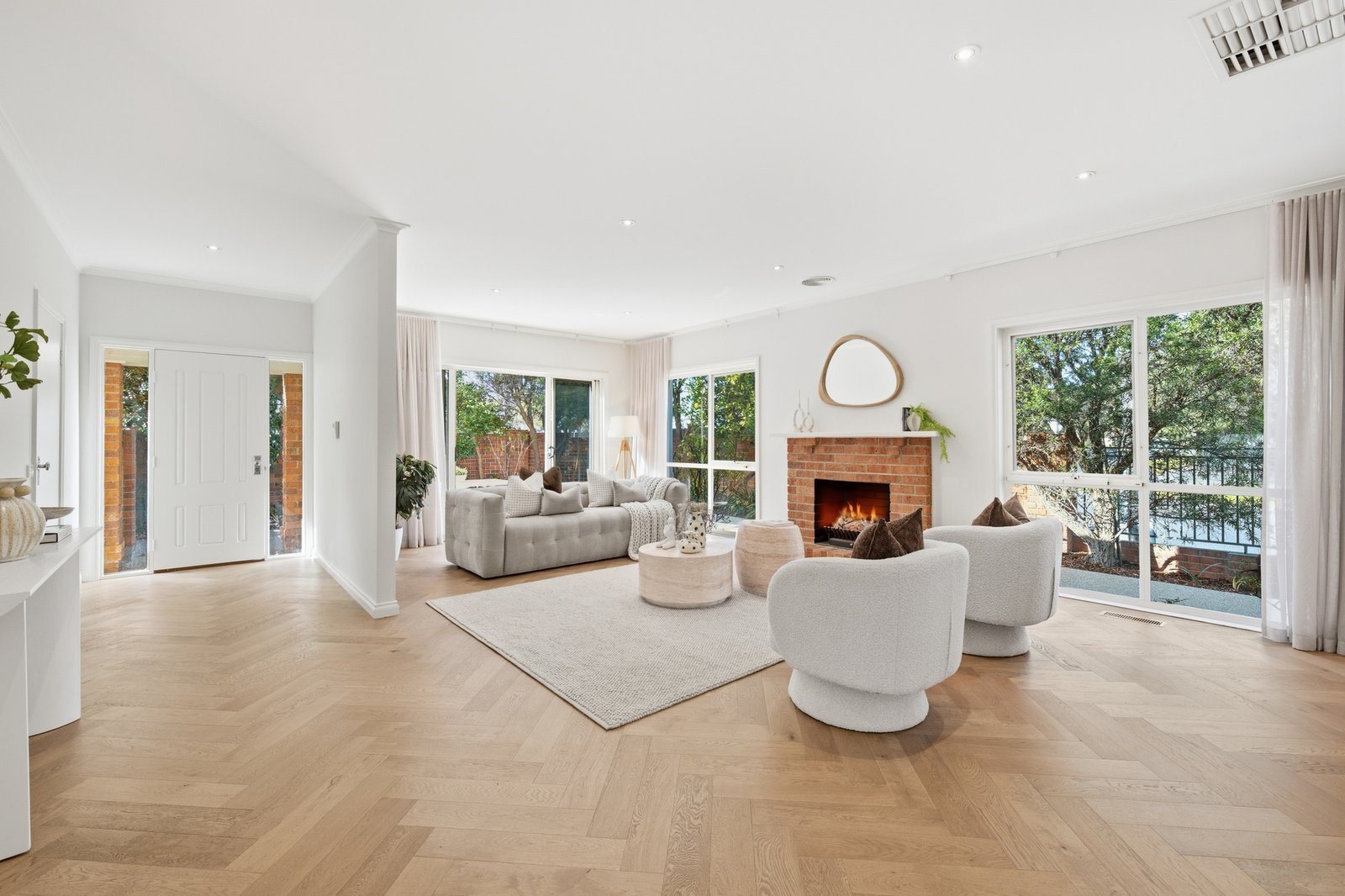 Gallery: 2 Gray Court