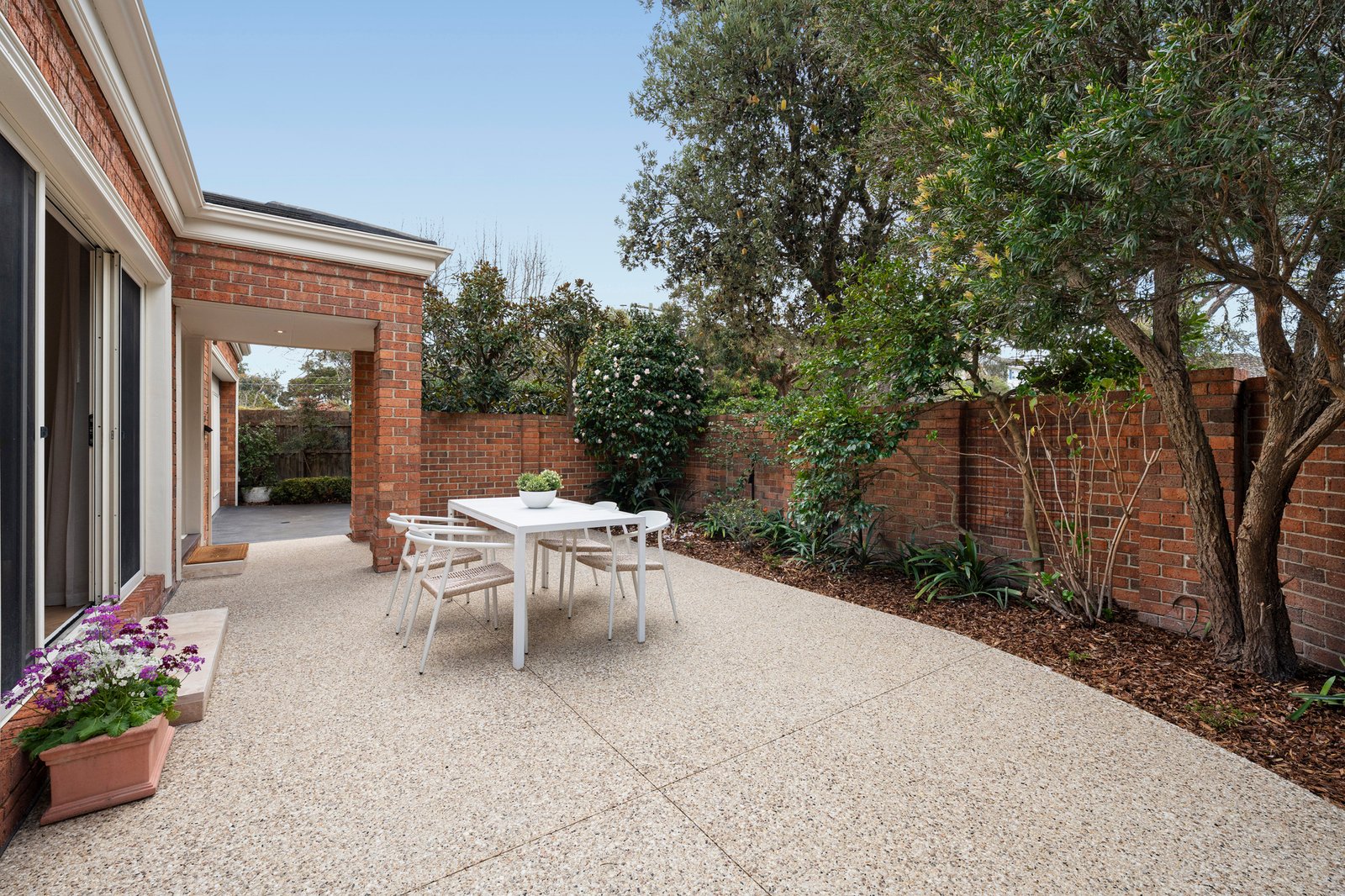 Gallery: 2 Gray Court