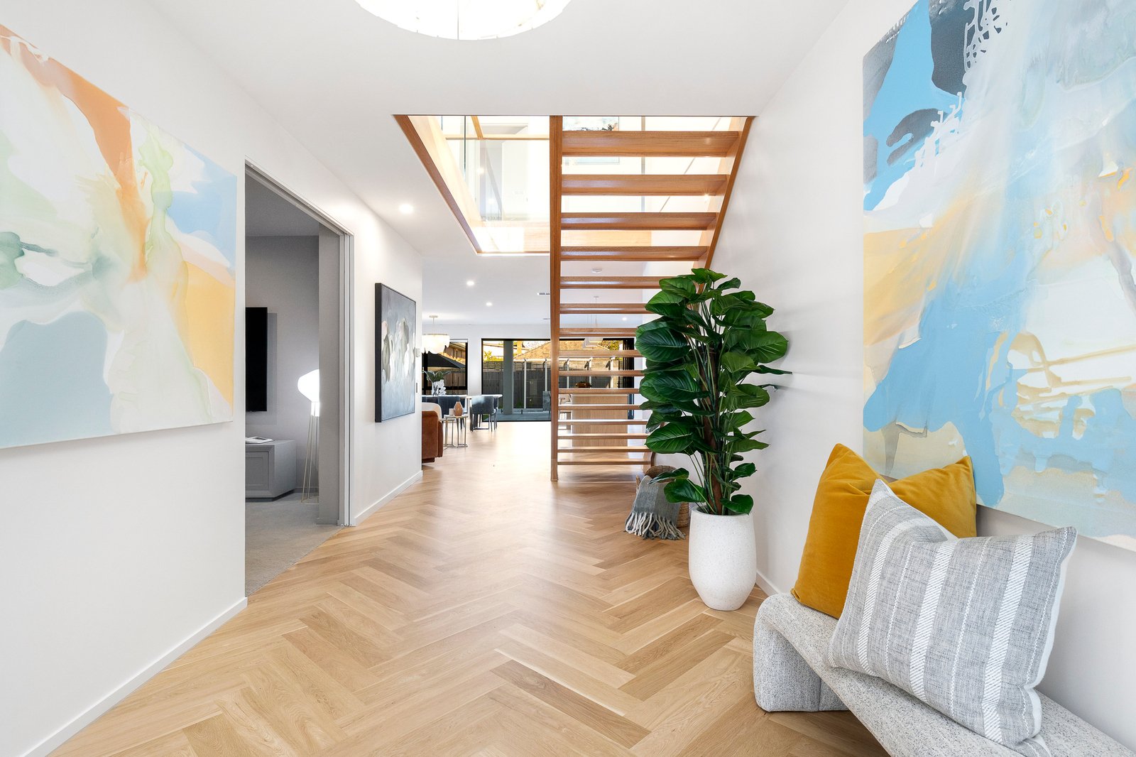 2 Greendale Road, Glen Iris, 3146