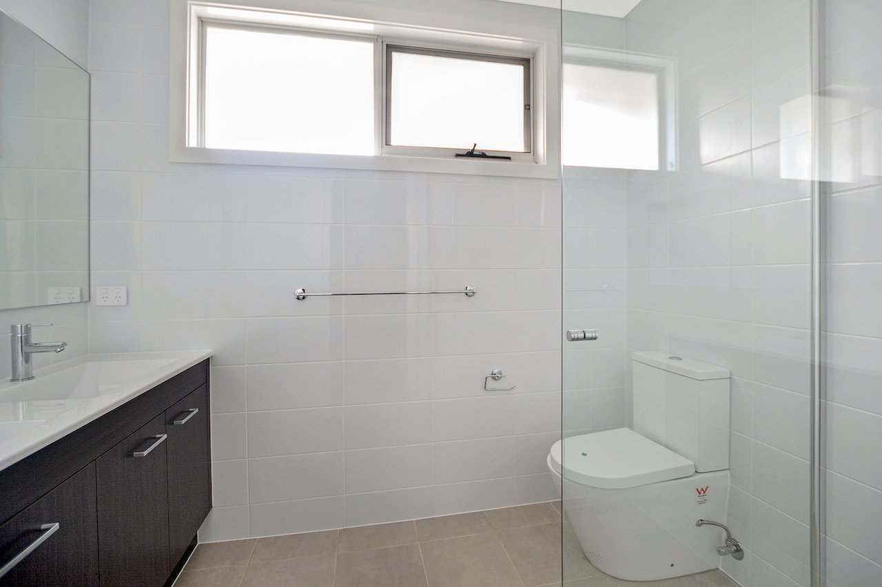 2 Greenhaven Drive Emu Heights 8