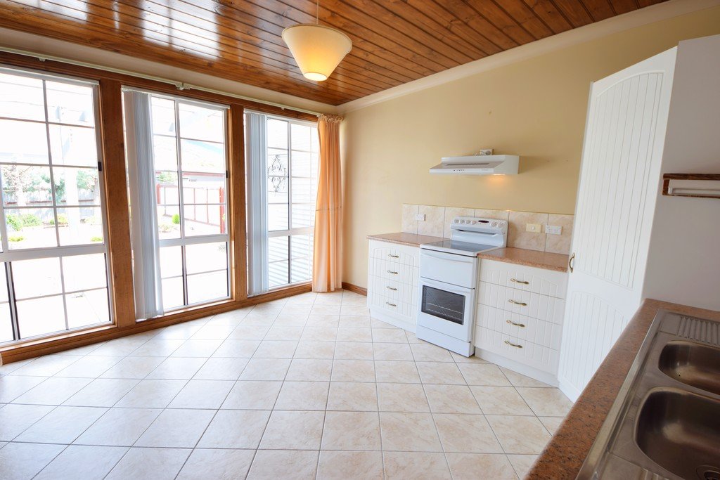 2 Grey Street NEW NORFOLK 12