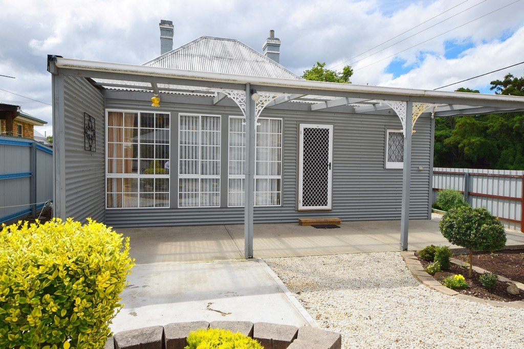 2 Grey Street NEW NORFOLK 24